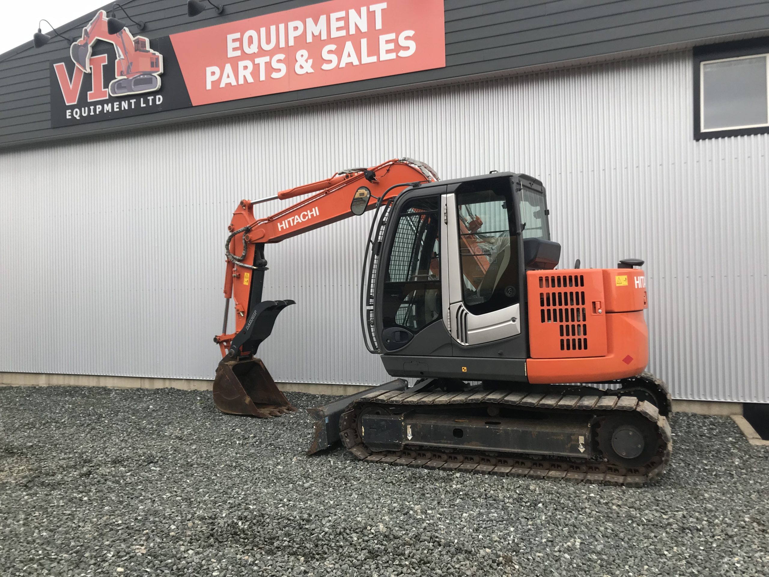 Hitachi ZX75-3 Excavator | VI Equipment Ltd.