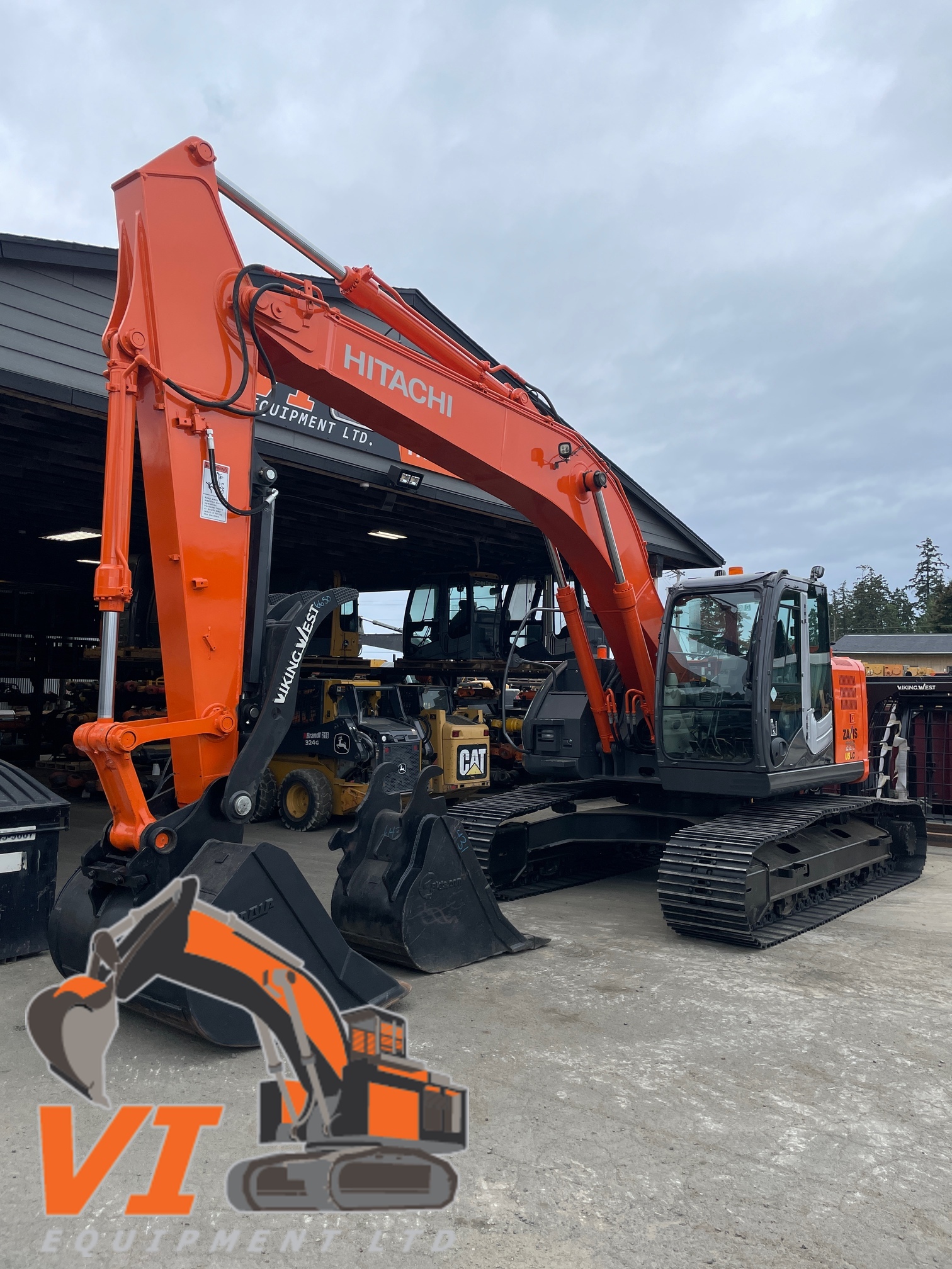 Hitachi ZX225USLC-3 Excavator | VI Equipment Ltd.